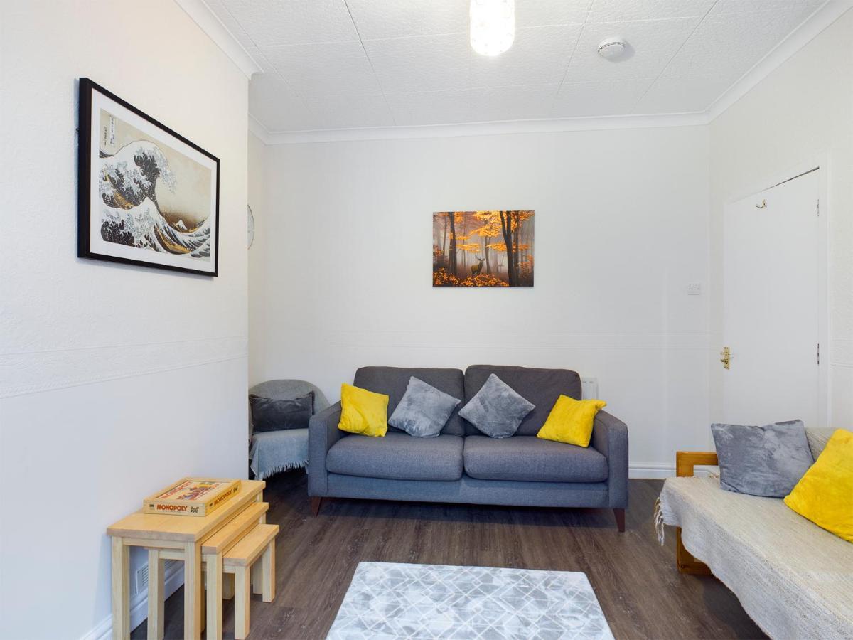 Cheerful 3 Bedroom Home With Free Parking And Wifi Chester Exterior photo